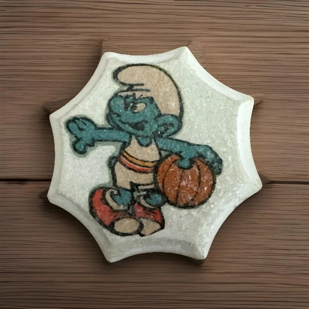 Lot Of Four Ceramic Decoupage sparkly vintage Smurf‎ wall hangings